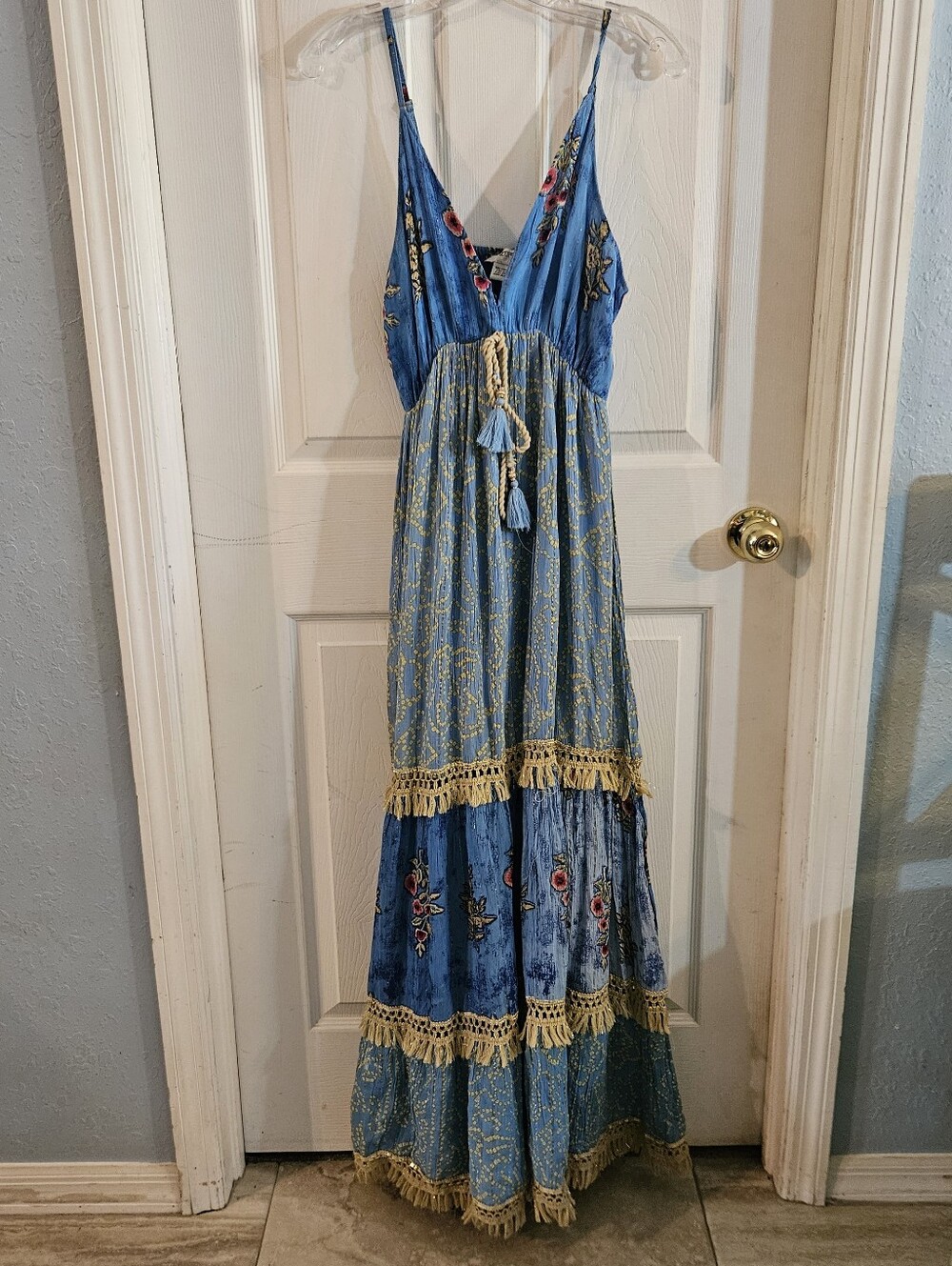 Zury Maxi Dress V-neck Caftan BOHO Festival Gypsy Beach Embroidered Free Size